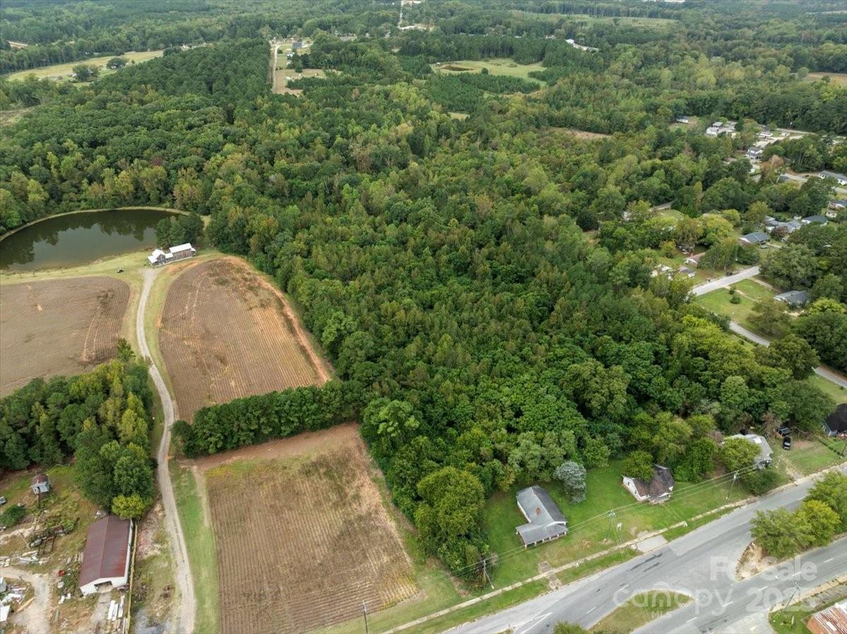612&614 East Boulevard Property Photo 2