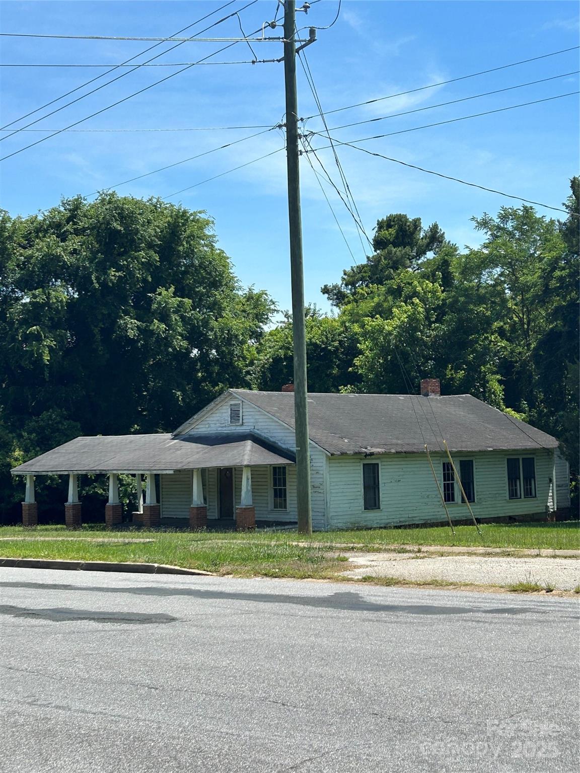 612&614 East Boulevard Property Photo 10