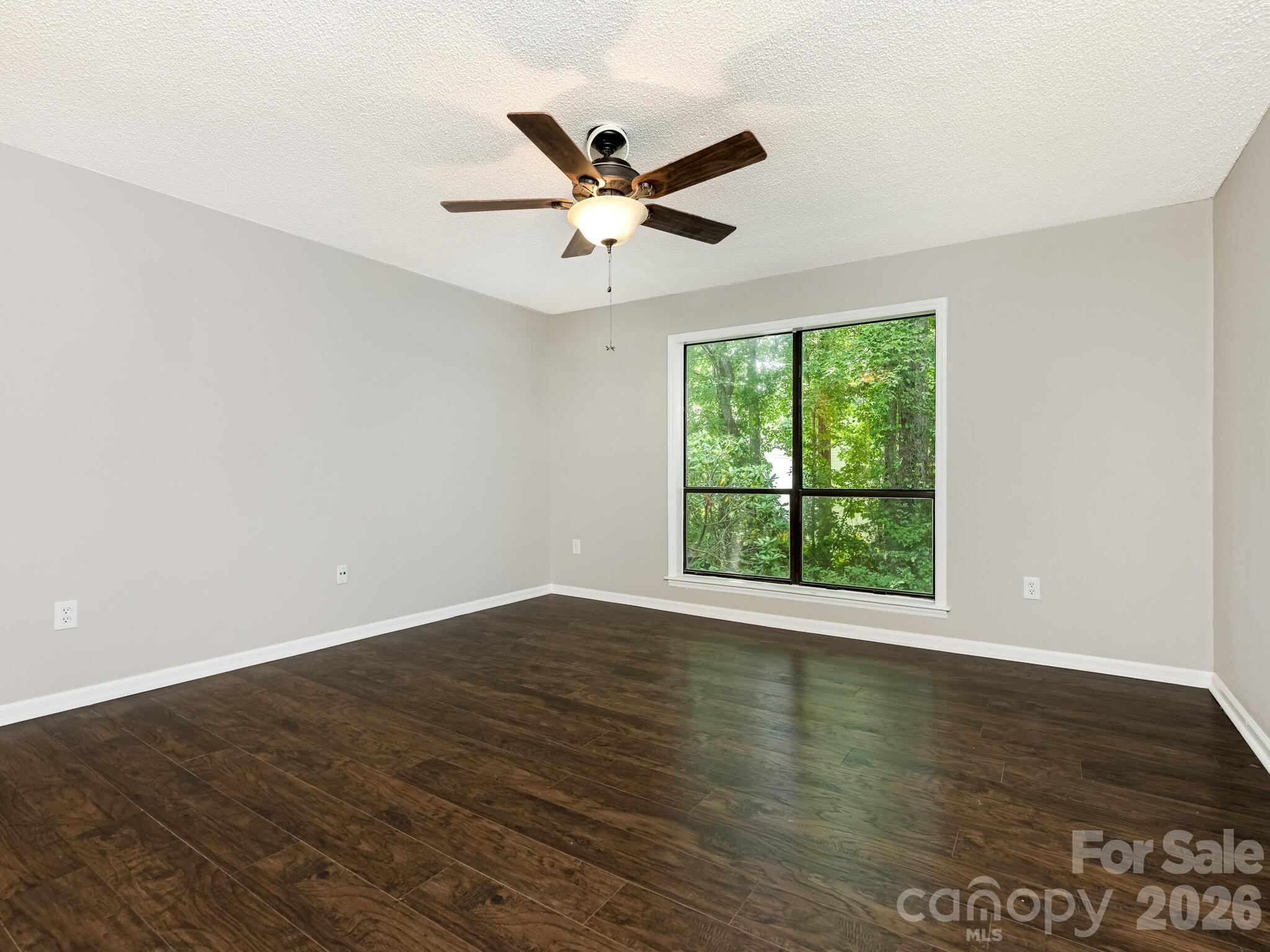 7378 Winery Lane Property Photo 11