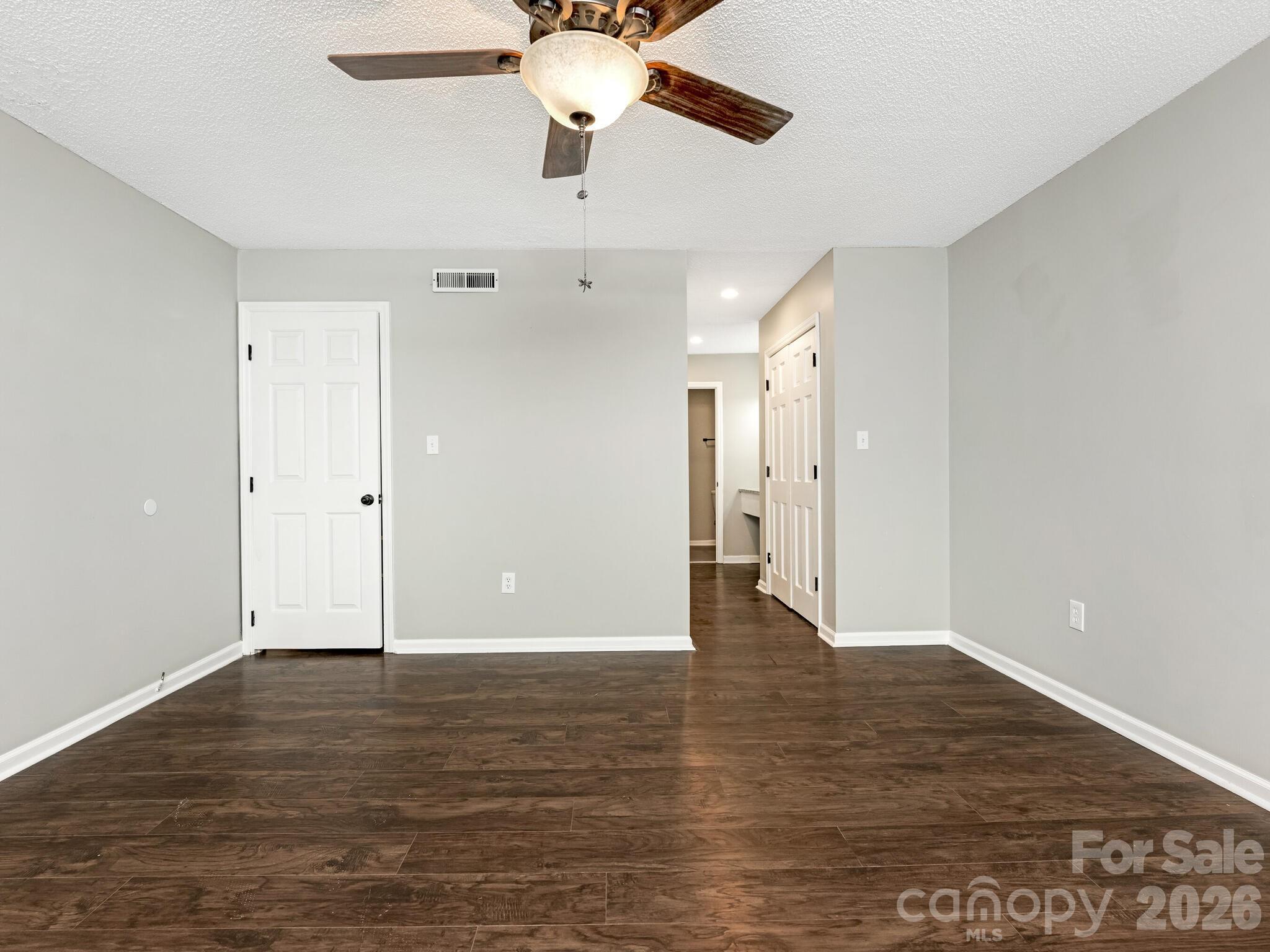 7378 Winery Lane Property Photo 12