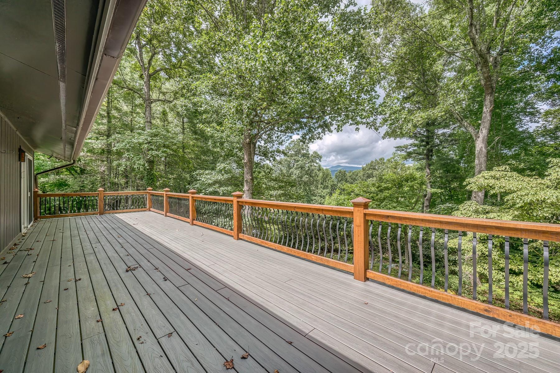 294 Martha Drive Property Photo 6