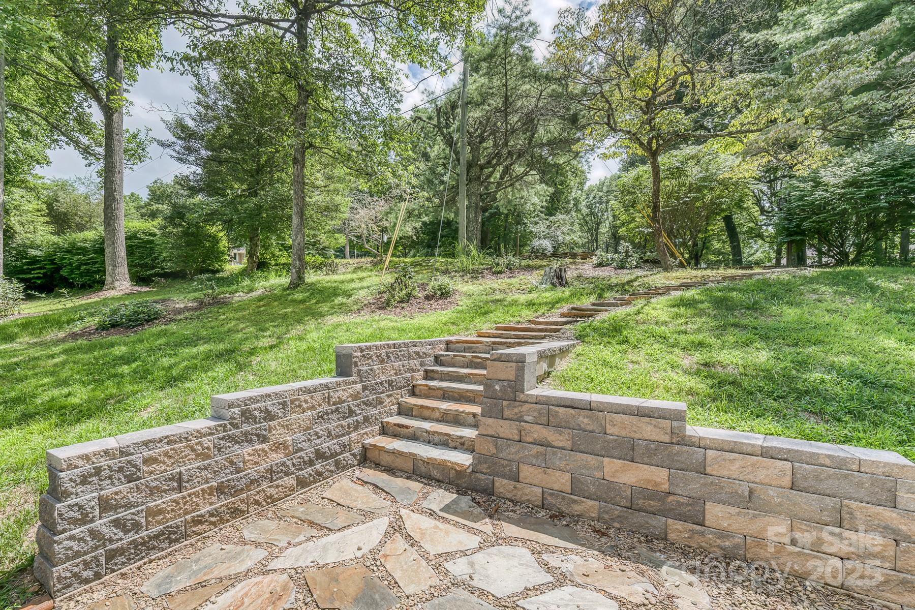 294 Martha Drive Property Photo 10
