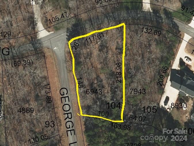 212 Potters Landing Property Photo 2