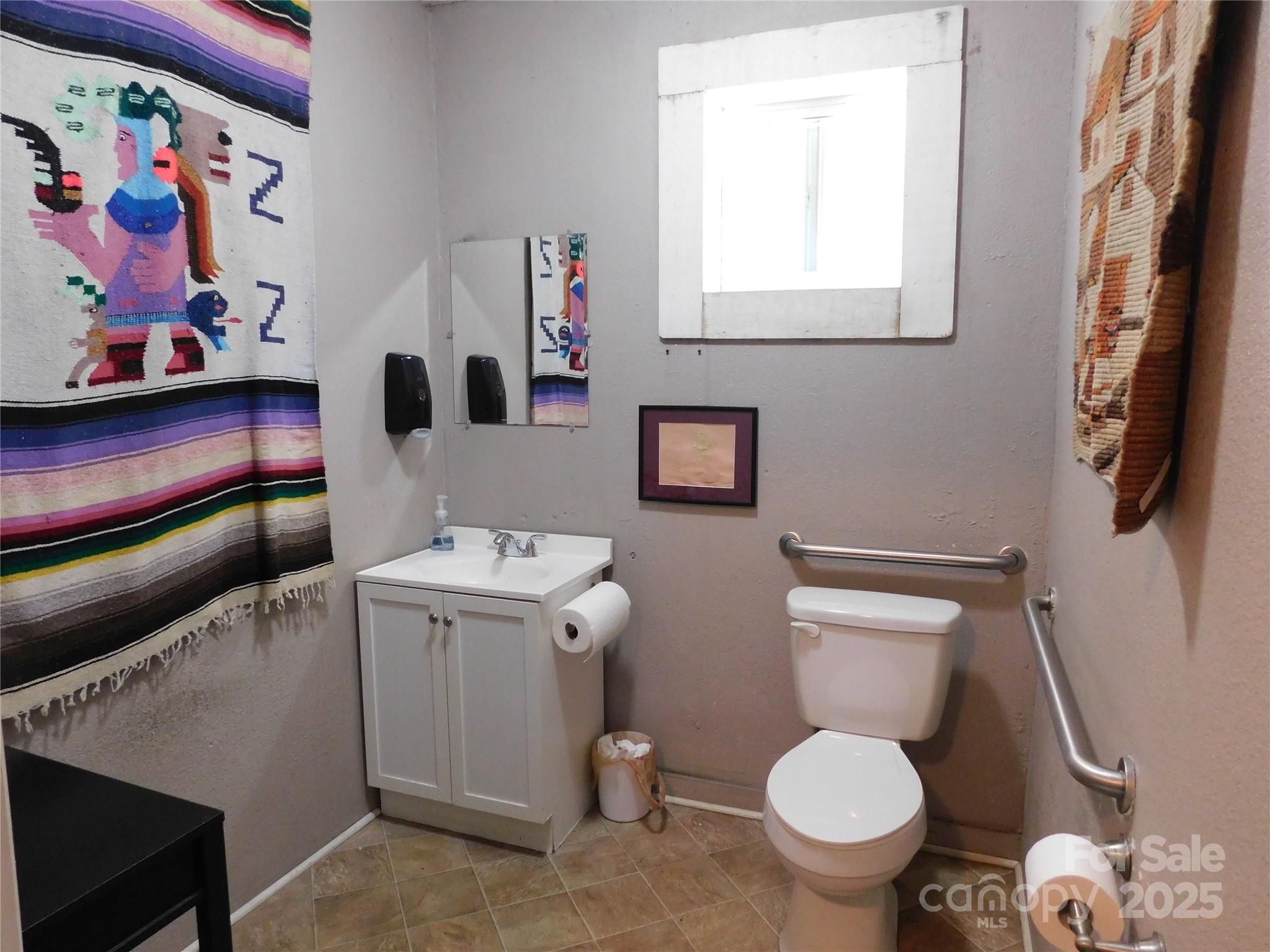 7320 Asheville Highway Property Photo 17