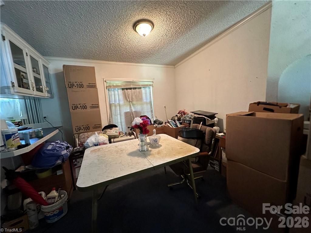 100 Springs Court Property Photo 11