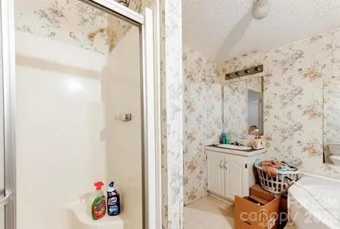 100 Springs Court Property Photo 18