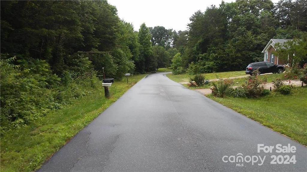 4893 Gateway Drive Property Photo 3