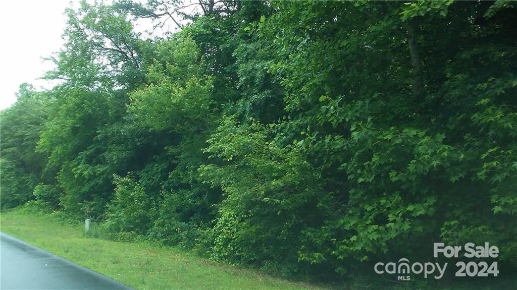 4893 Gateway Drive Property Photo 6