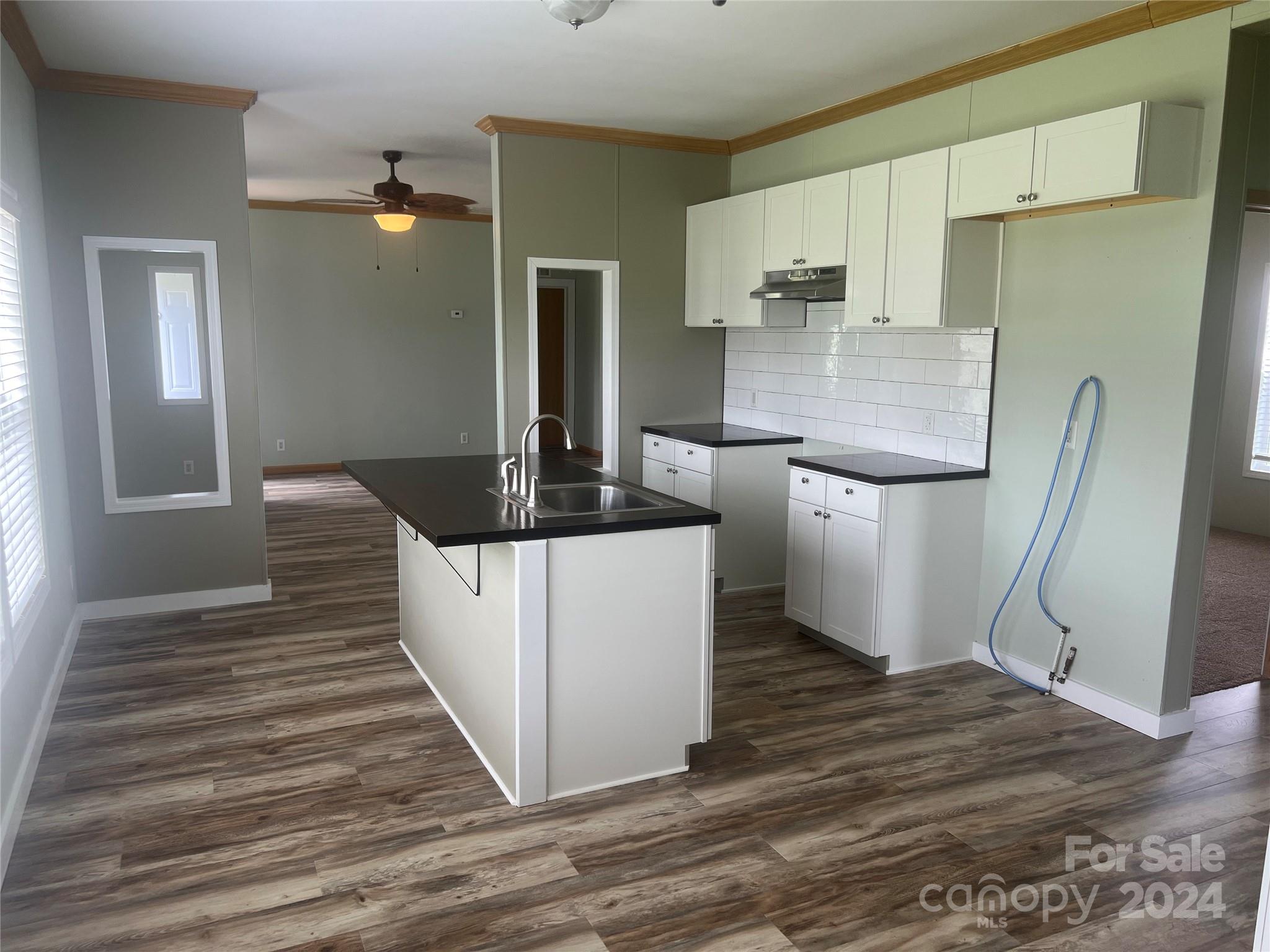 200 Olin Loop Property Photo 3