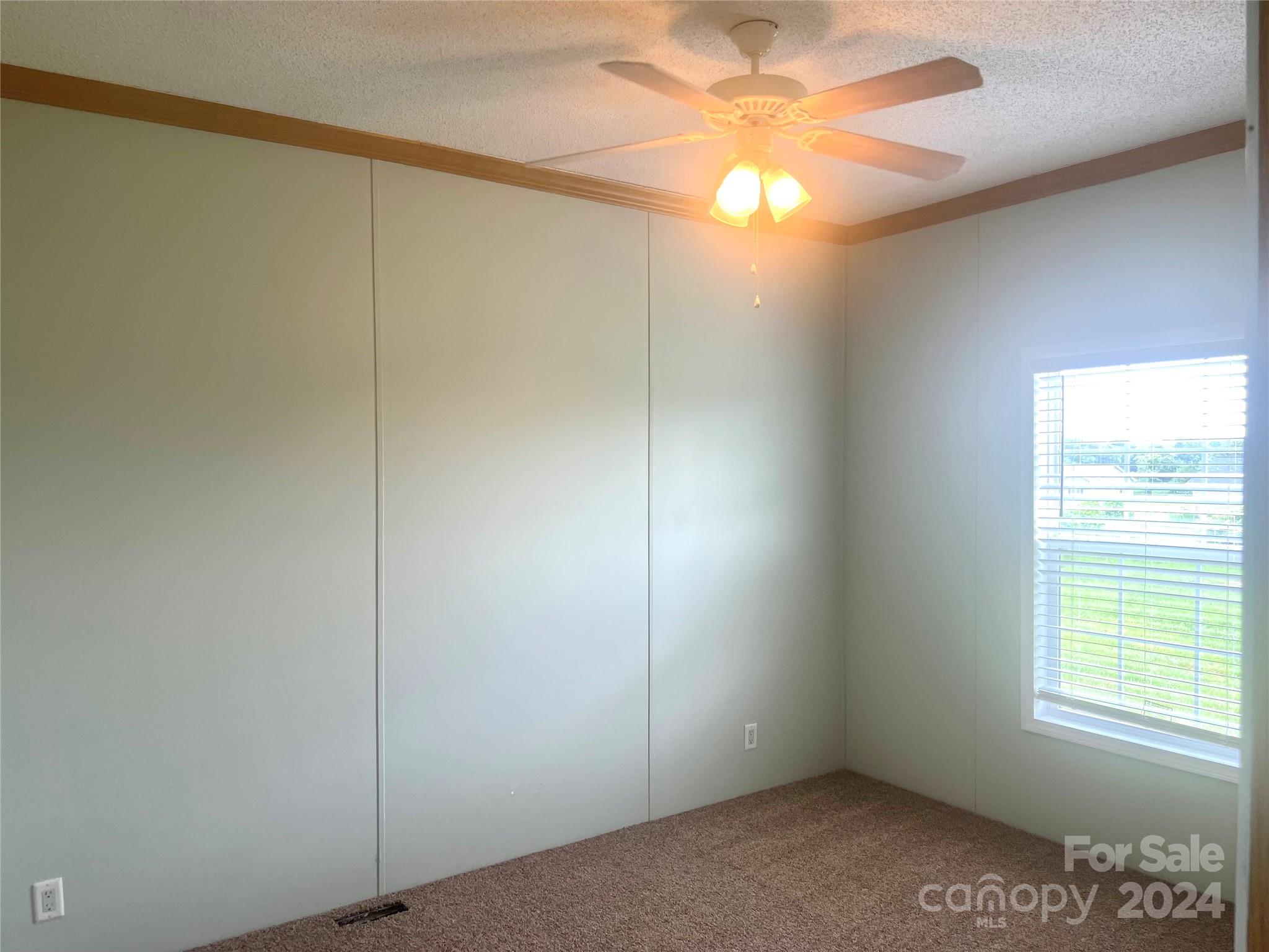200 Olin Loop Property Photo 6
