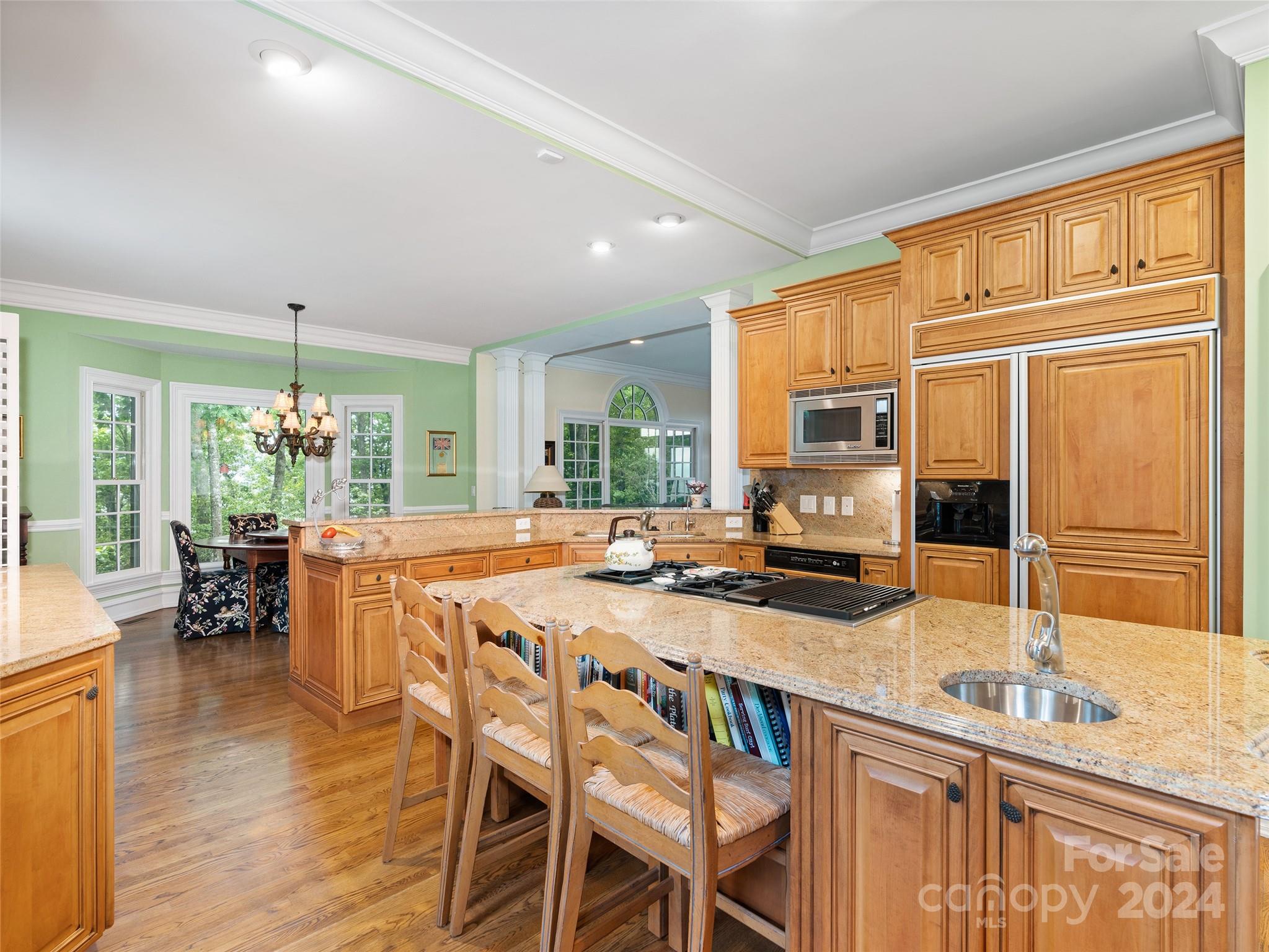 1767 Ridge Way Street Property Photo 12
