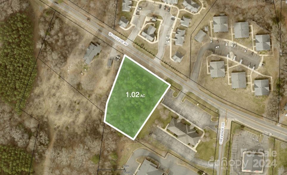 339 W College Avenue Property Photo 2