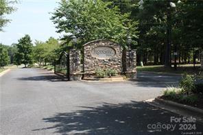 880 Bellegray Road 19 Property Photo 2