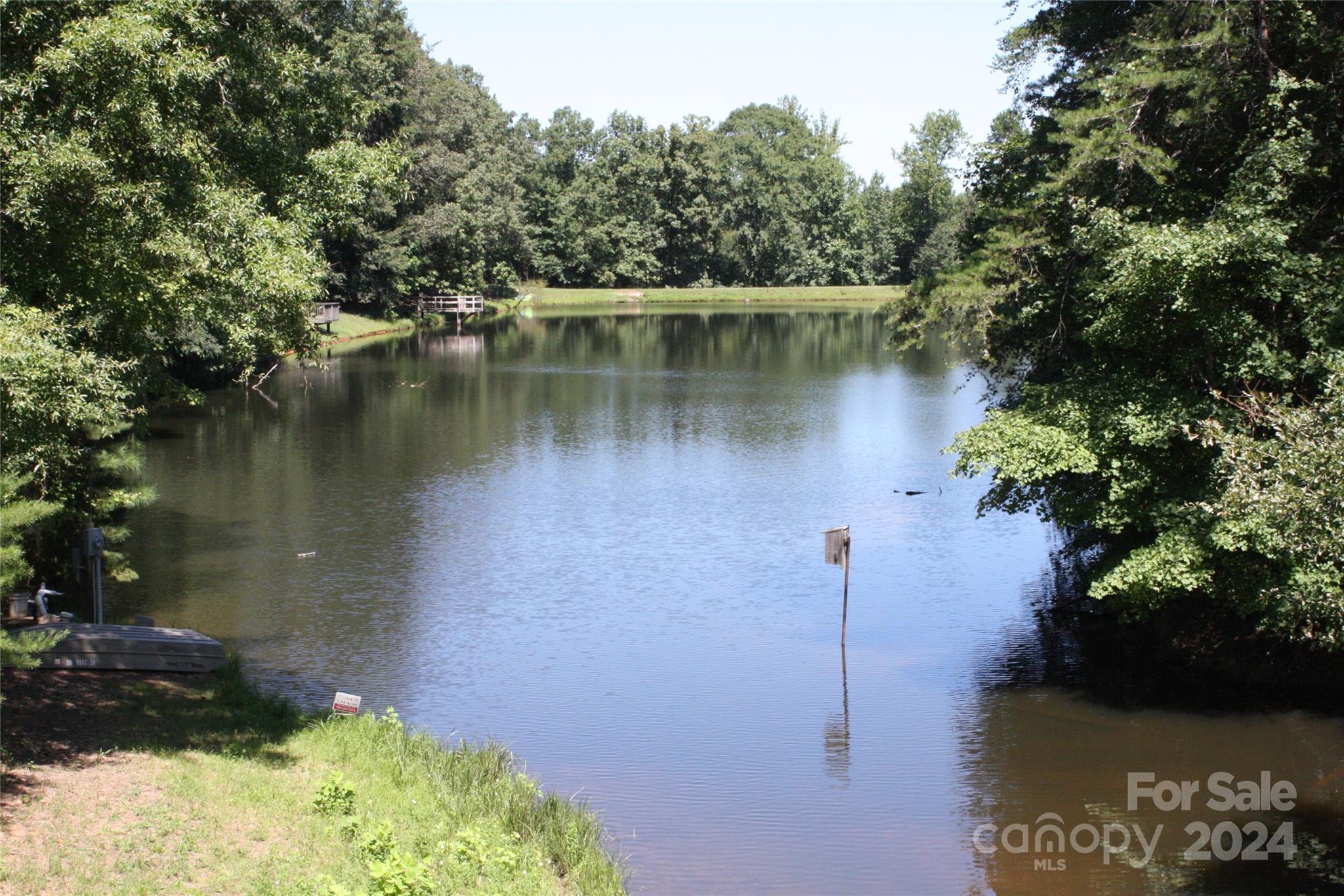 880 Bellegray Road 19 Property Photo 4