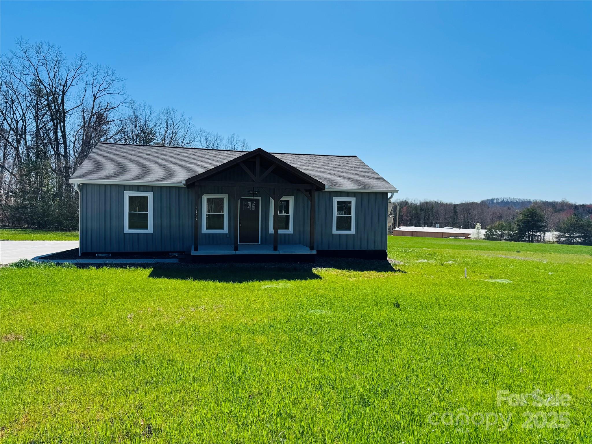 8255 W Nc 10 Highway Property Photo