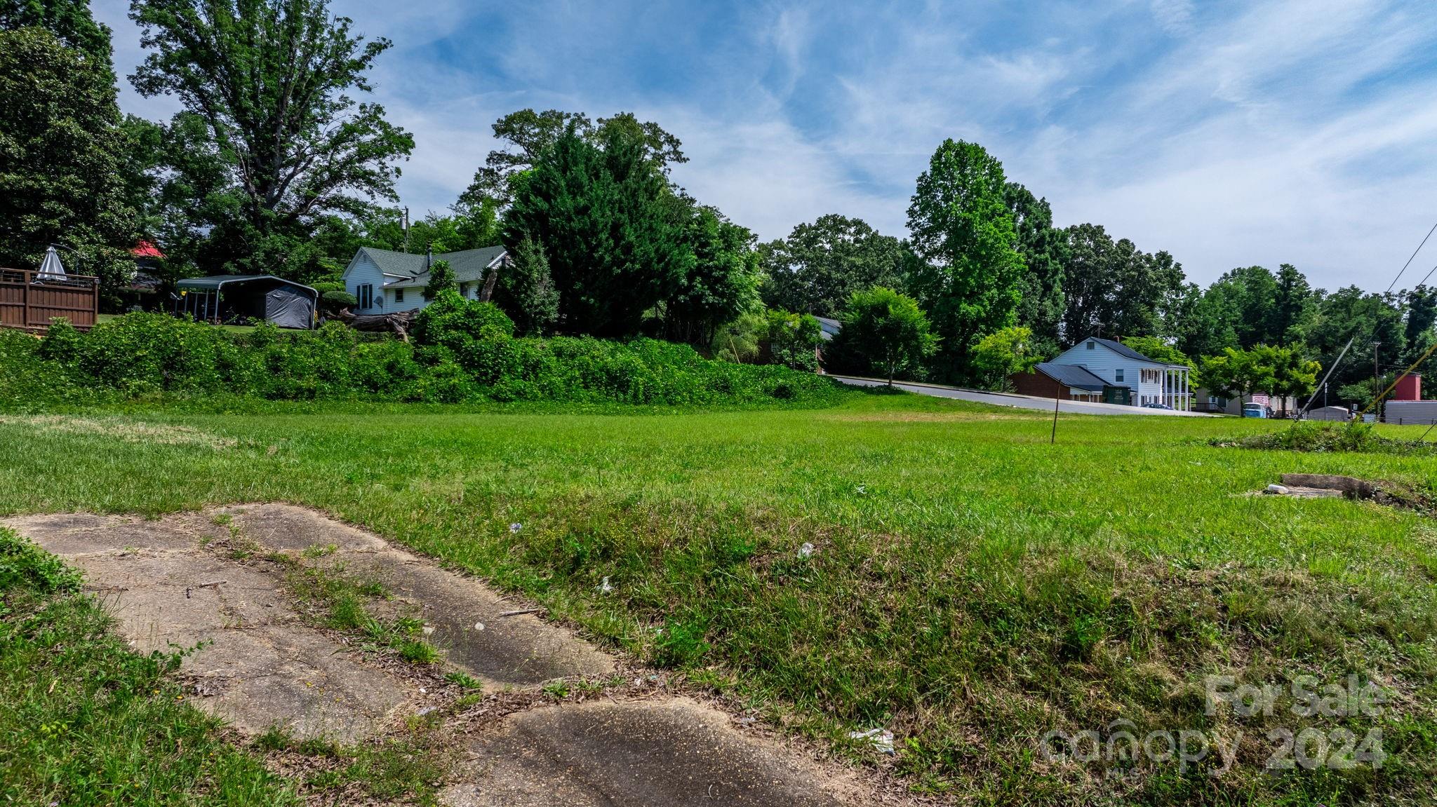 25 N Mcdowell Avenue Property Photo 2