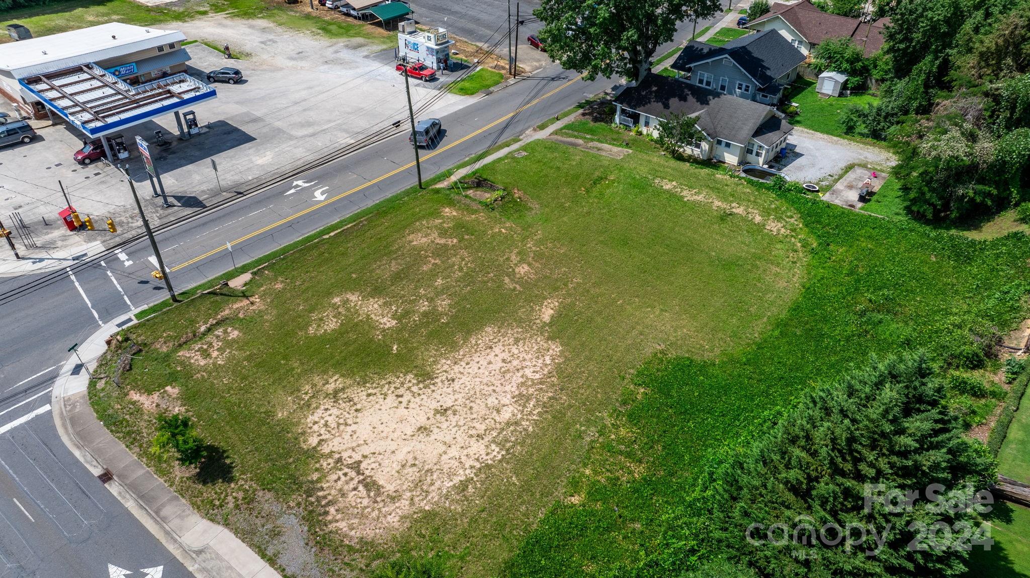 25 N Mcdowell Avenue Property Photo 3