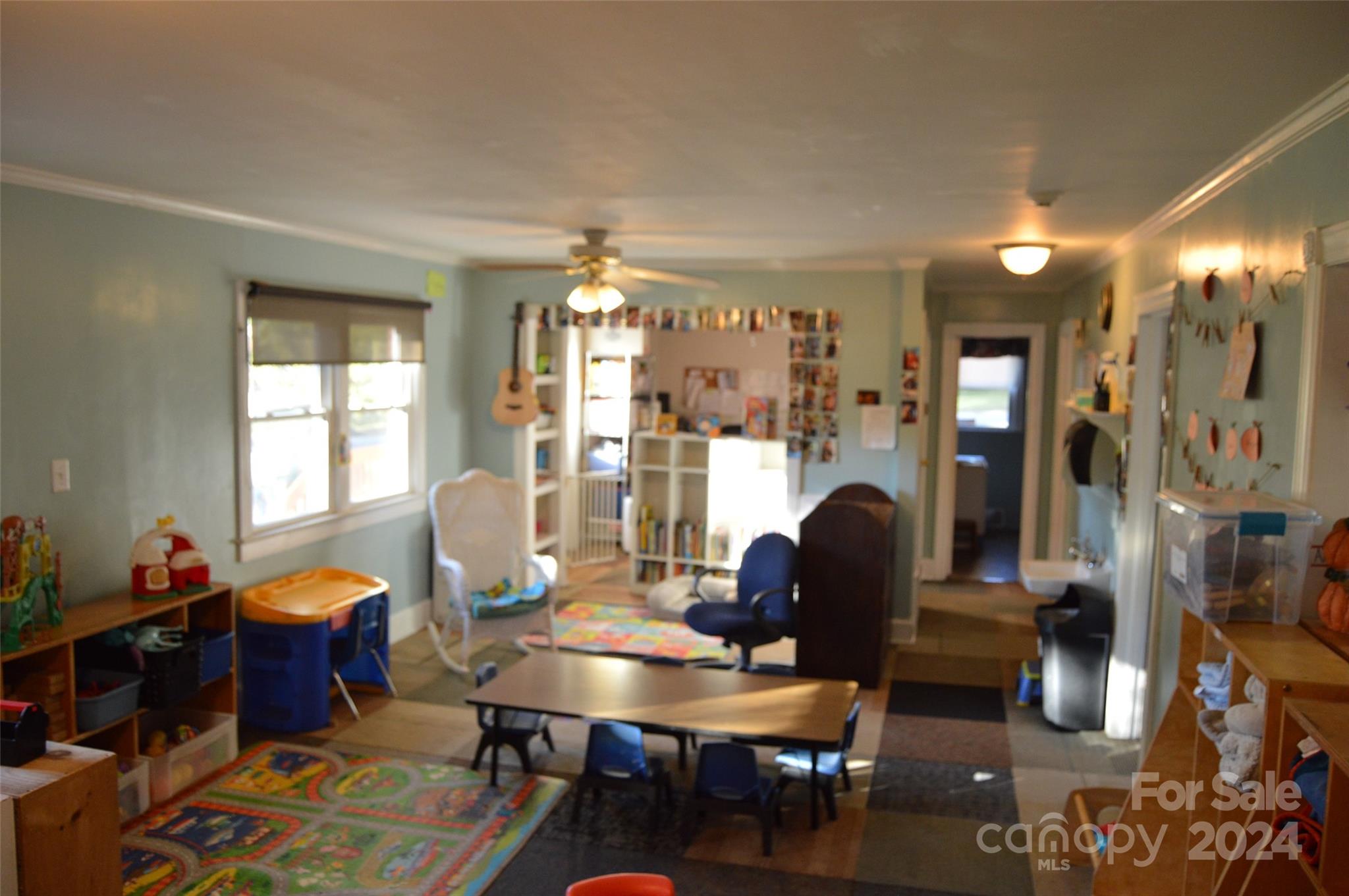 437 Hillcrest Road Property Photo 18