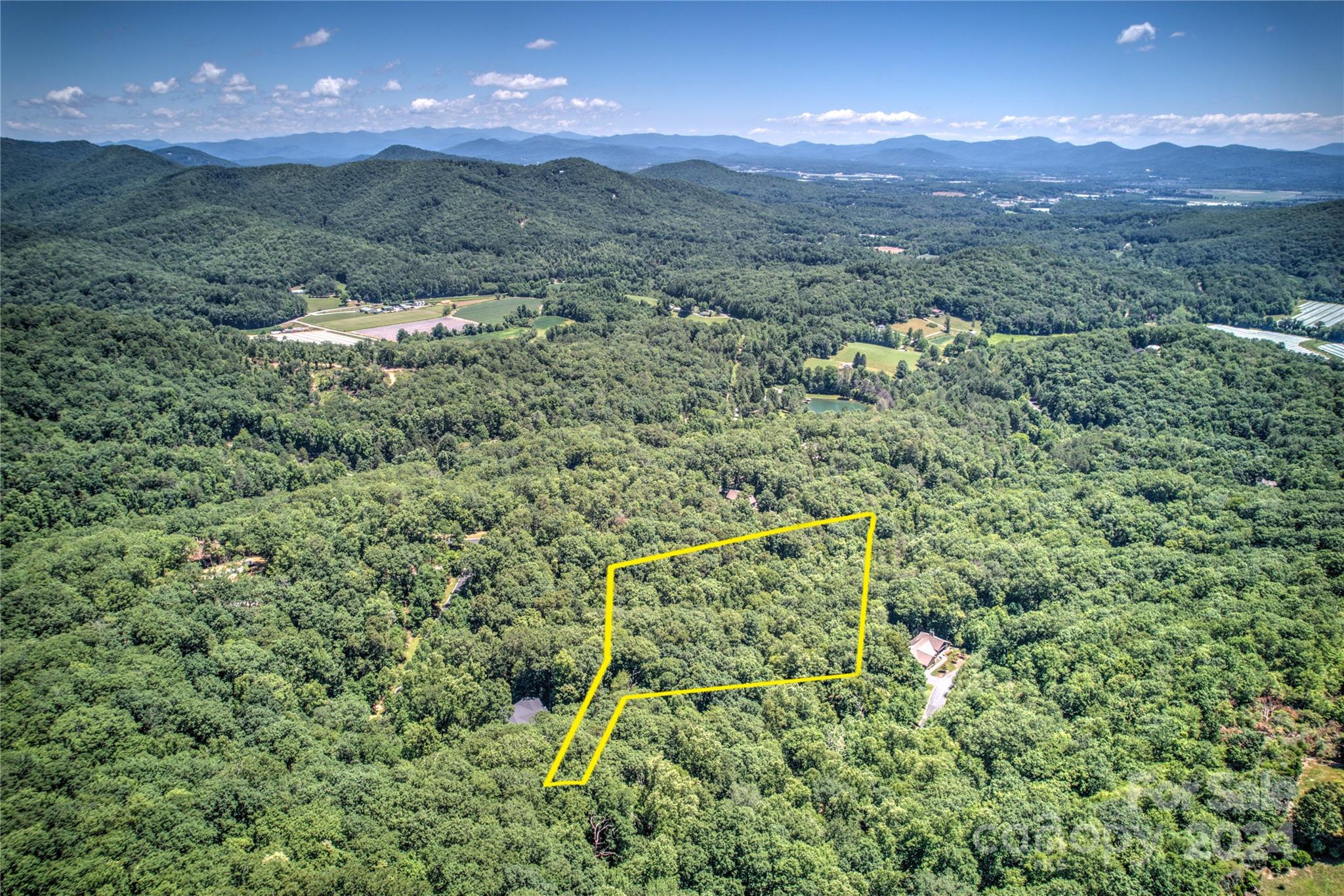 567 Shining Rock Path Property Photo 6