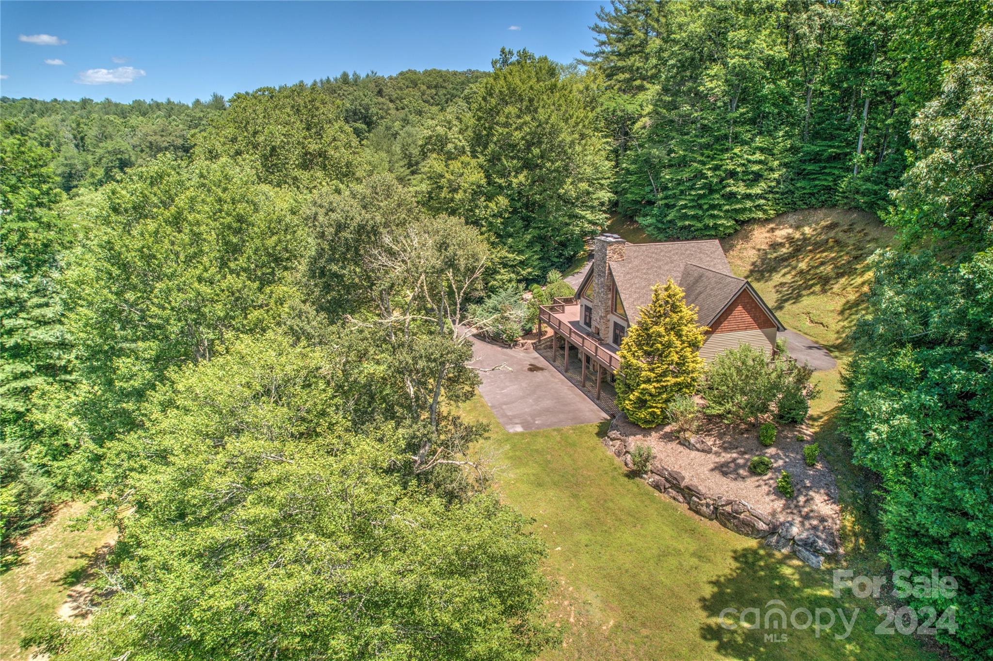 567 Shining Rock Path Property Photo 16