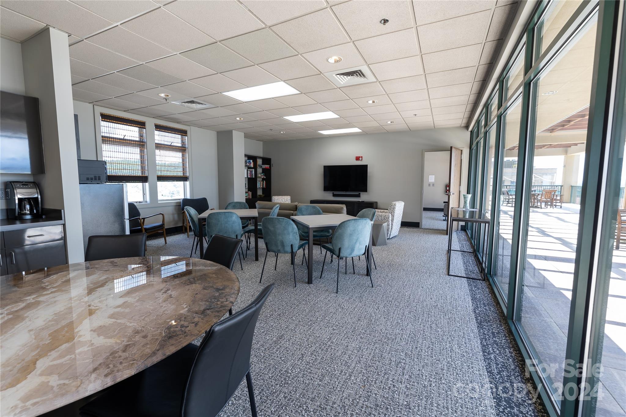 21 Battery Park Avenue 402 Property Photo 18