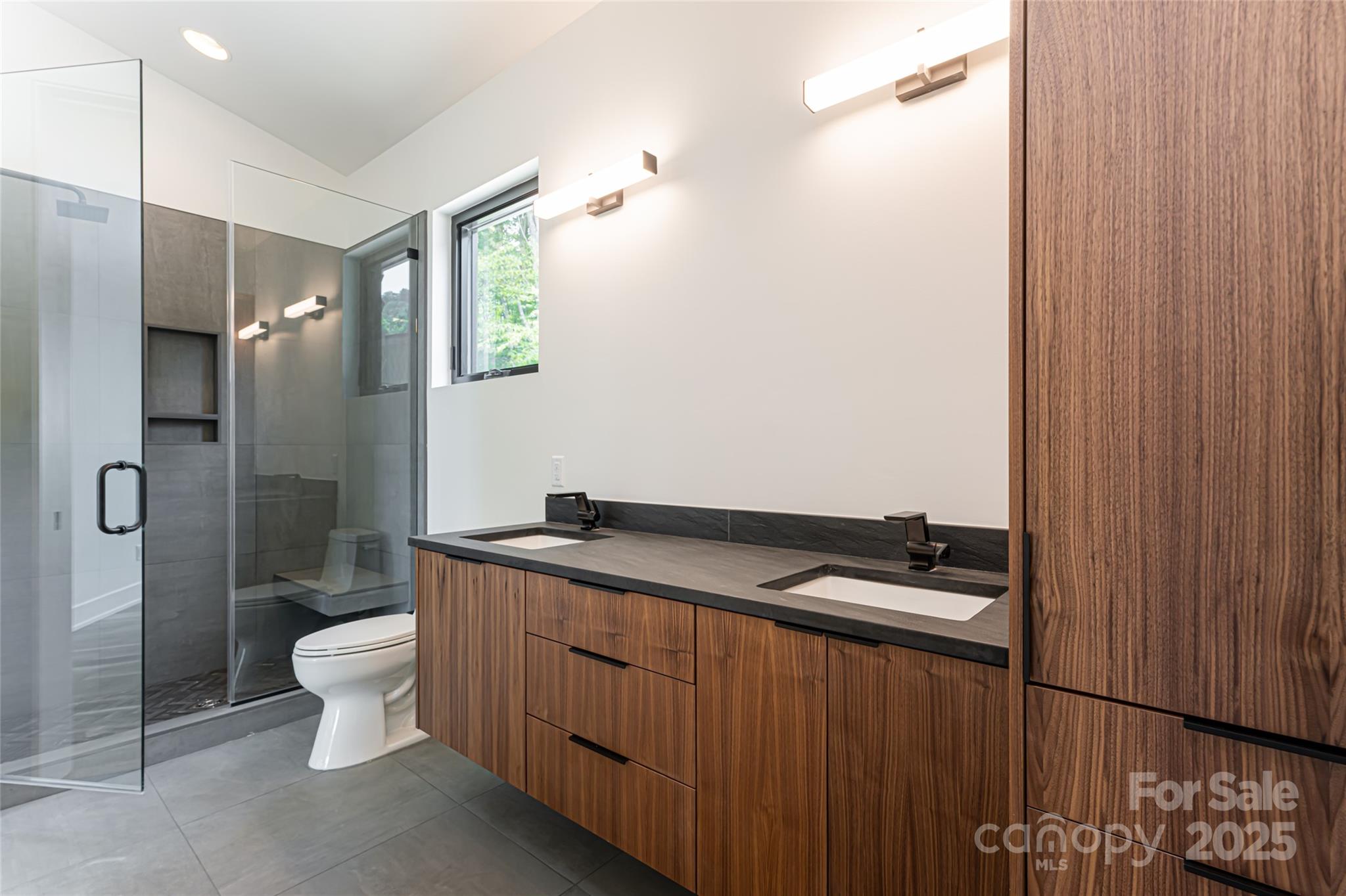 751 New Sprout Lane Property Photo 28