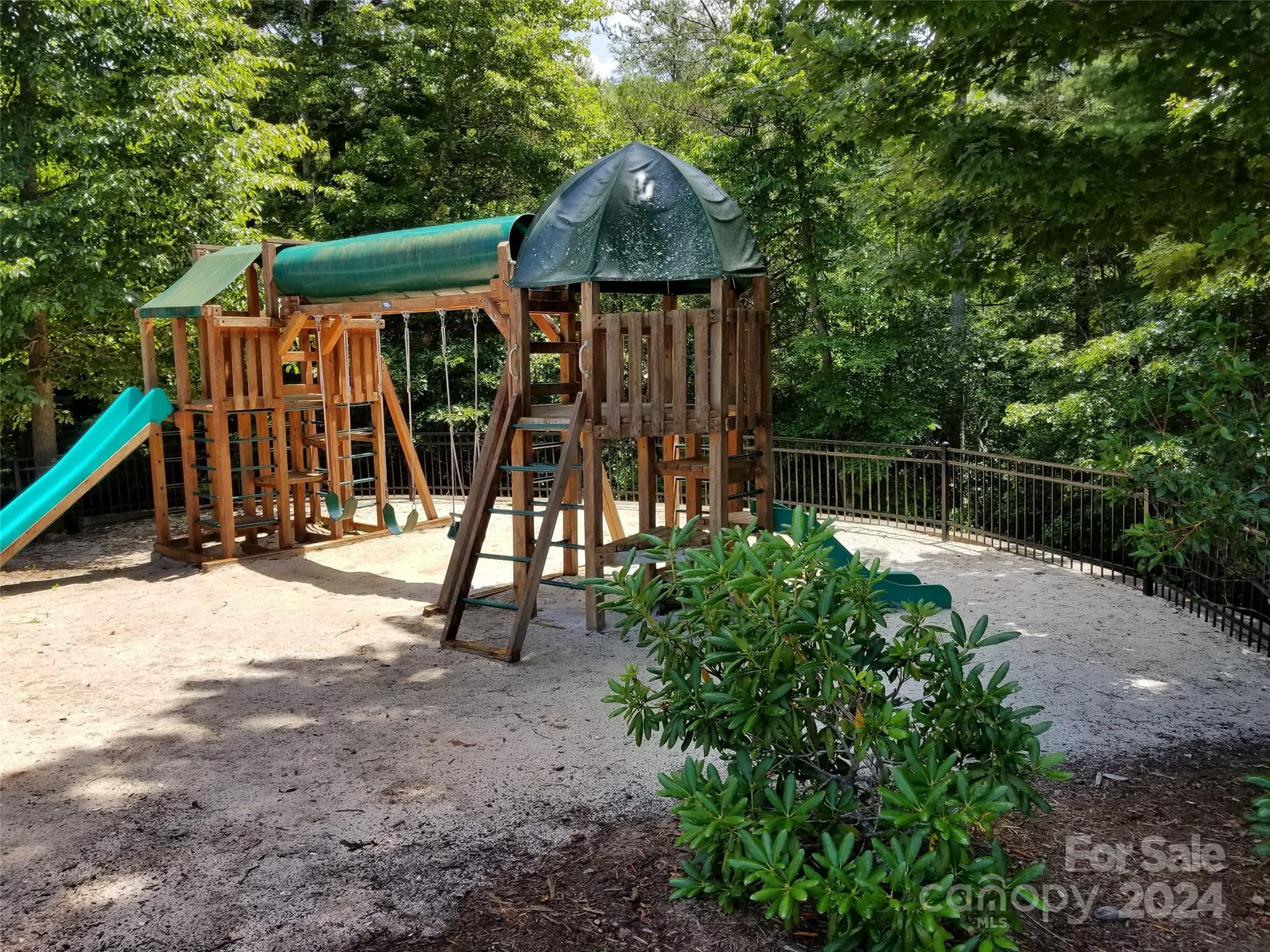 567 Blue Mist Way Property Photo 4