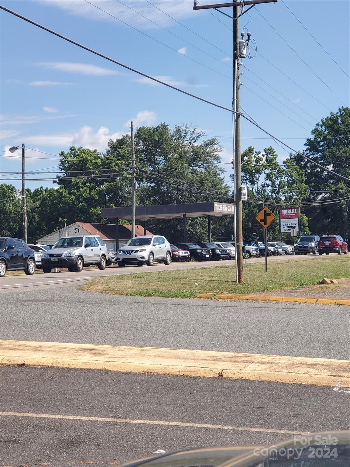 555-565 Turnersburg Highway Property Photo 6