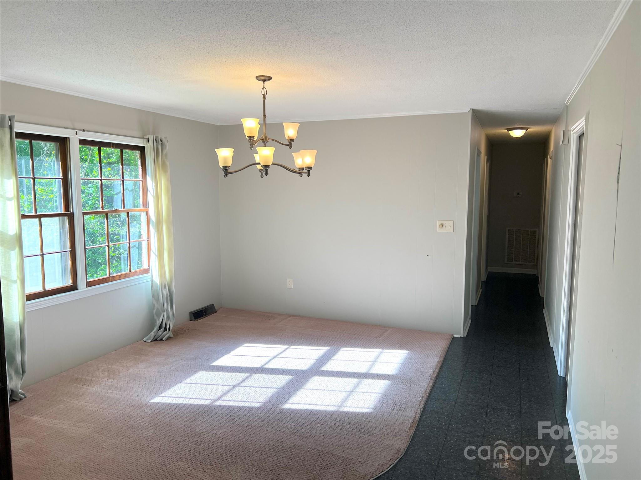 1111 S Skyland Drive Property Photo 14
