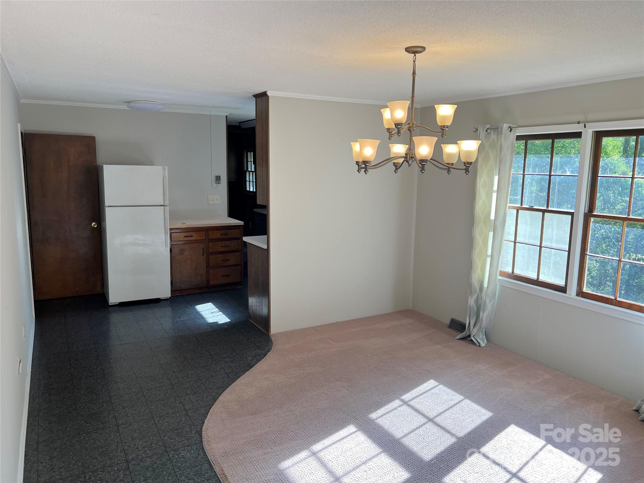 1111 S Skyland Drive Property Photo 16
