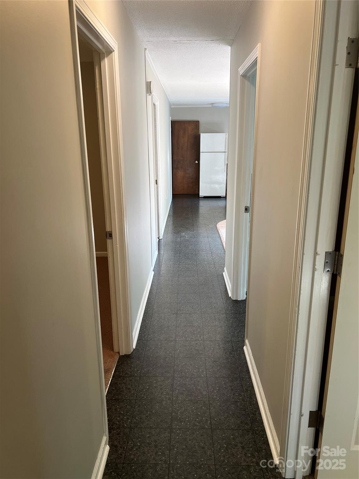 1111 S Skyland Drive Property Photo 18