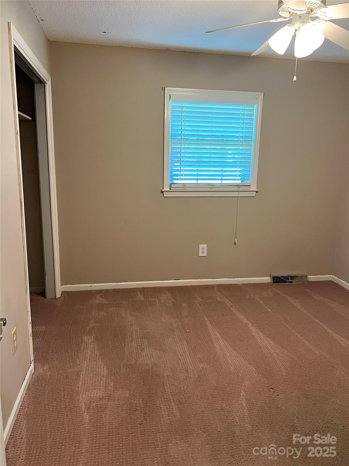 1111 S Skyland Drive Property Photo 20