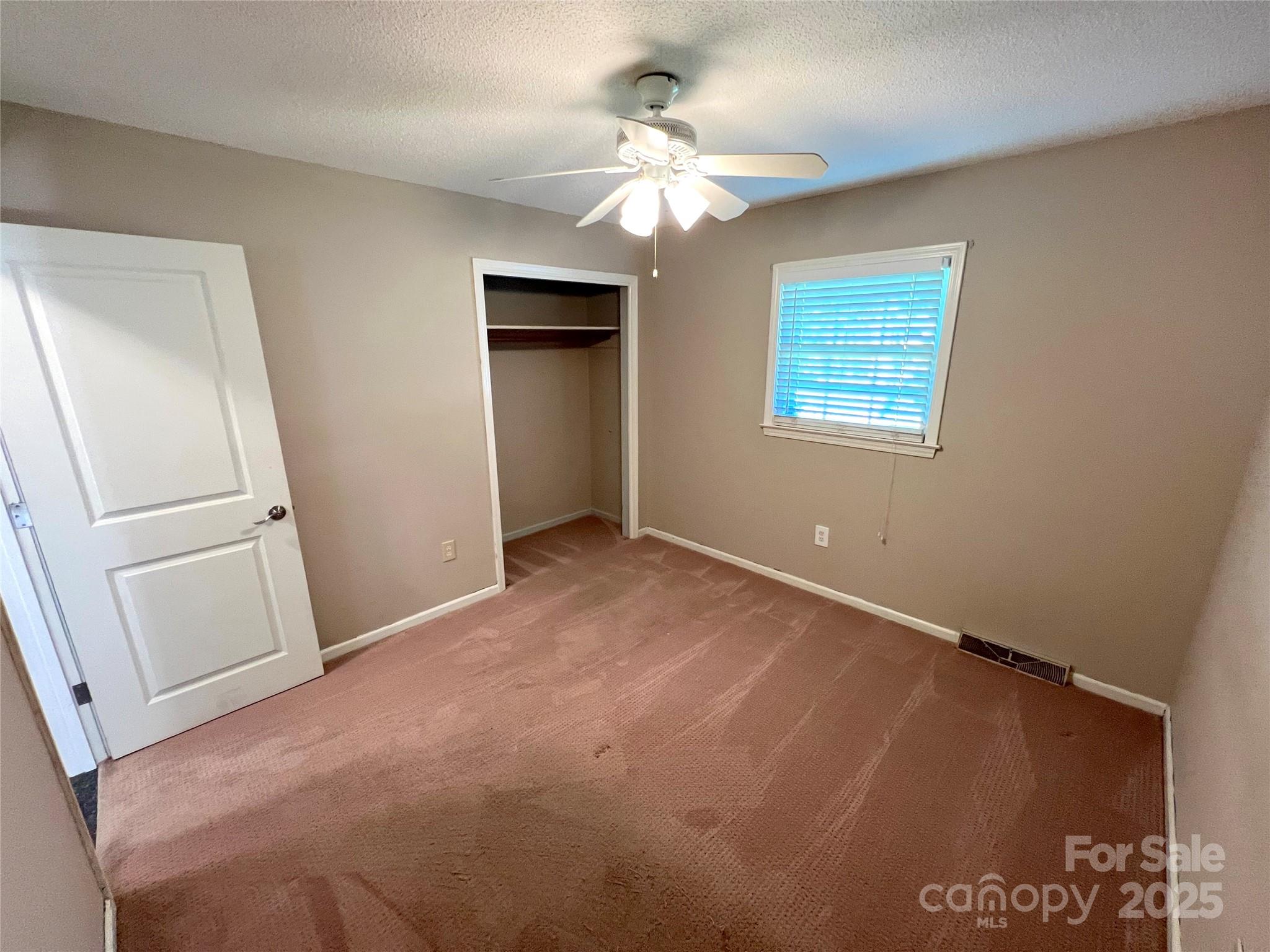 1111 S Skyland Drive Property Photo 22