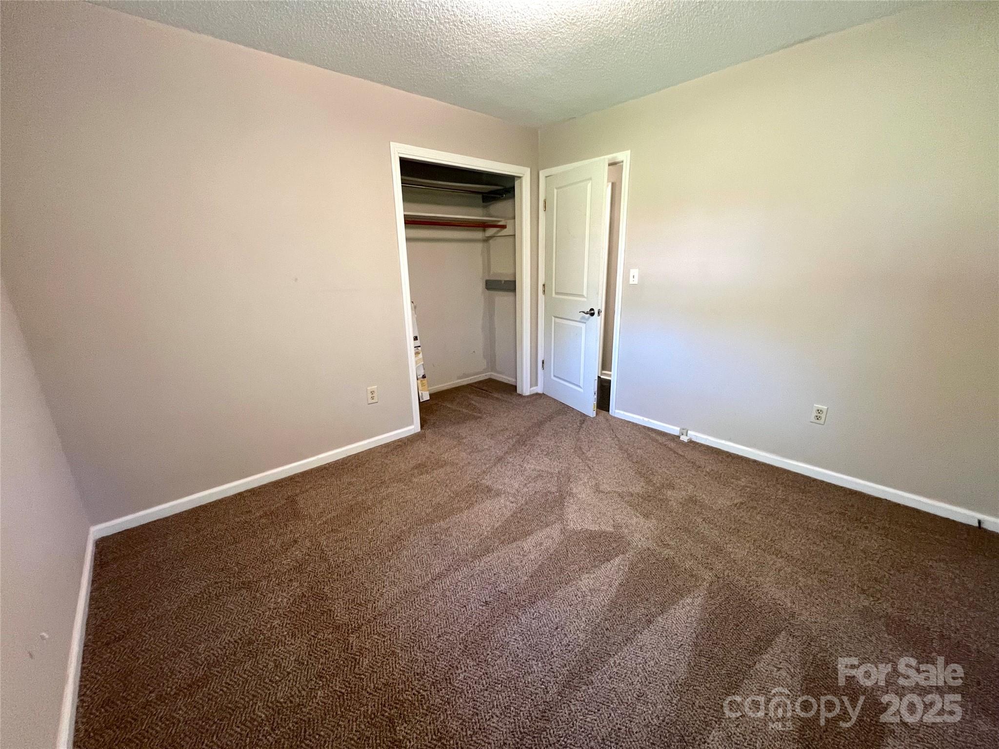 1111 S Skyland Drive Property Photo 29