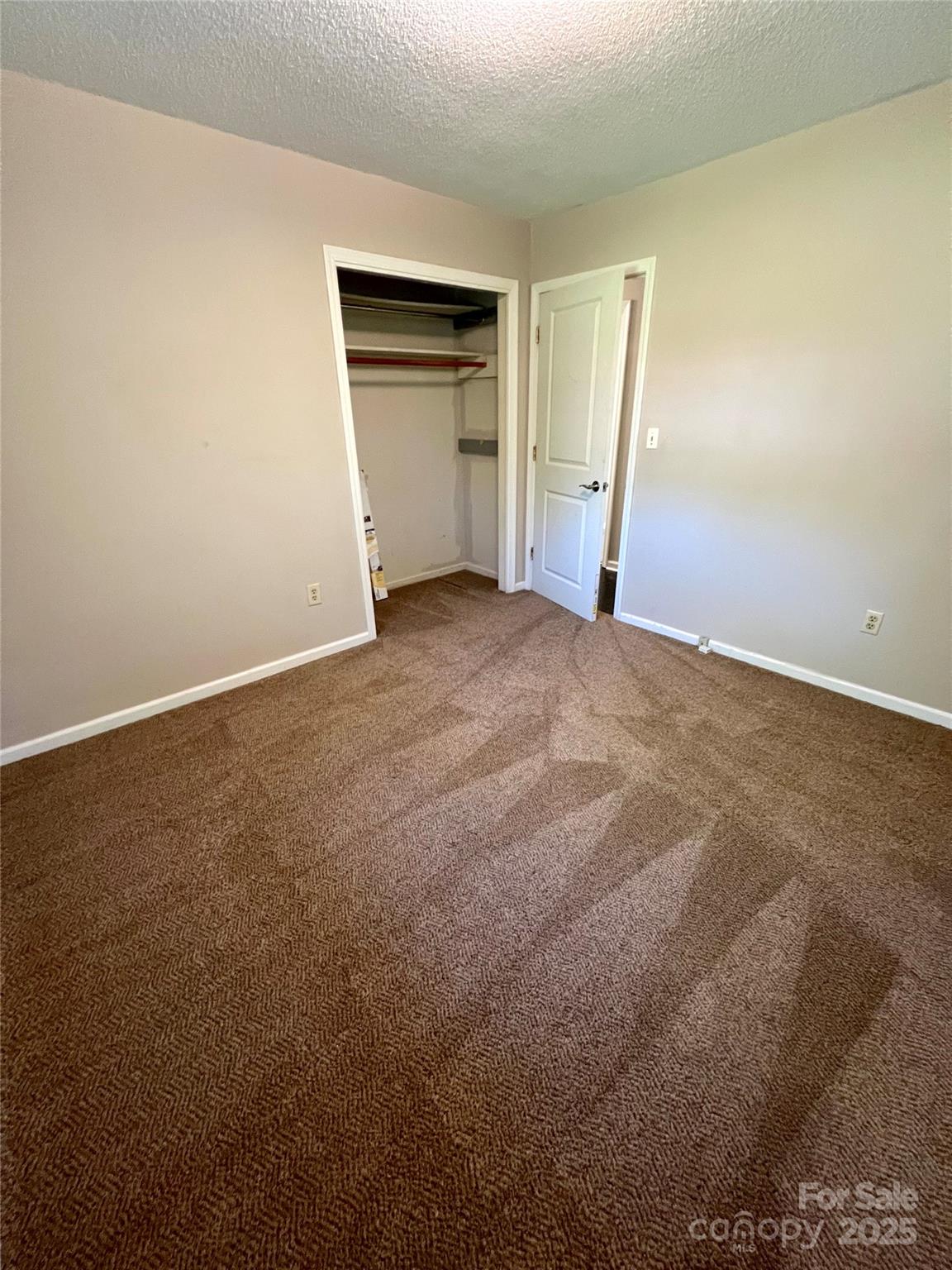 1111 S Skyland Drive Property Photo 30