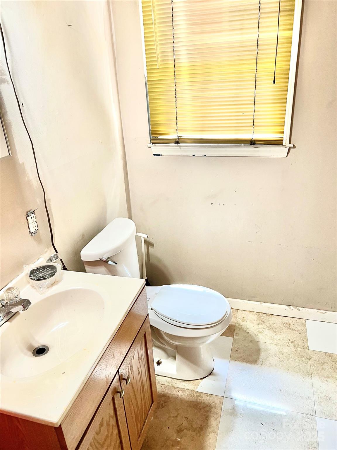 1111 S Skyland Drive Property Photo 38
