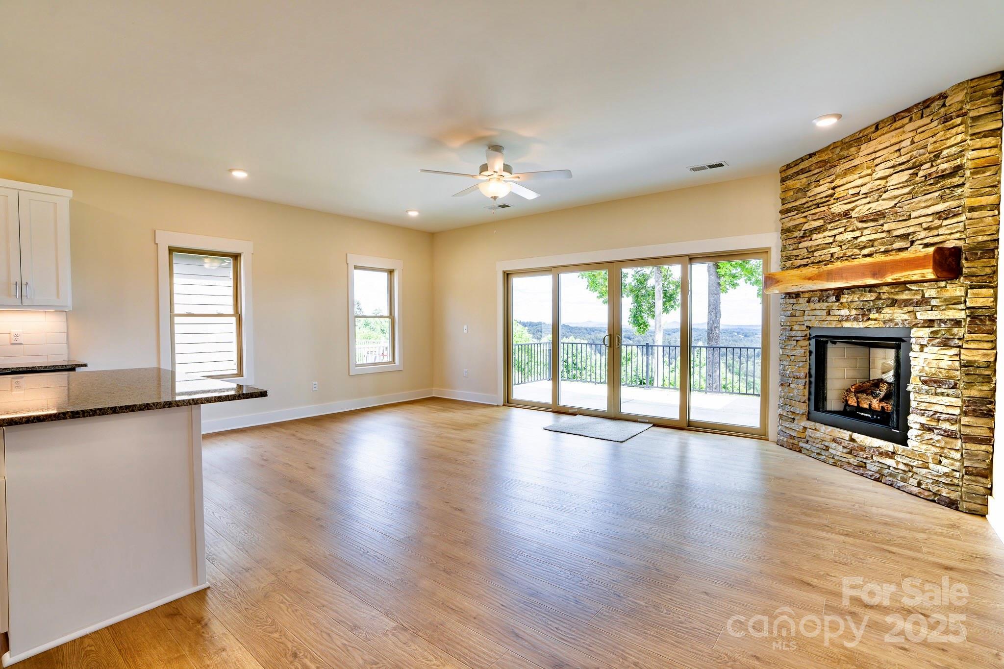 1387 River Club Ridge Property Photo 5