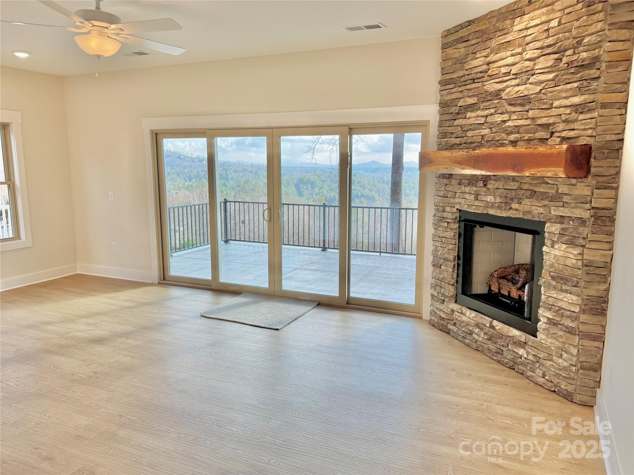 1387 River Club Ridge Property Photo 7