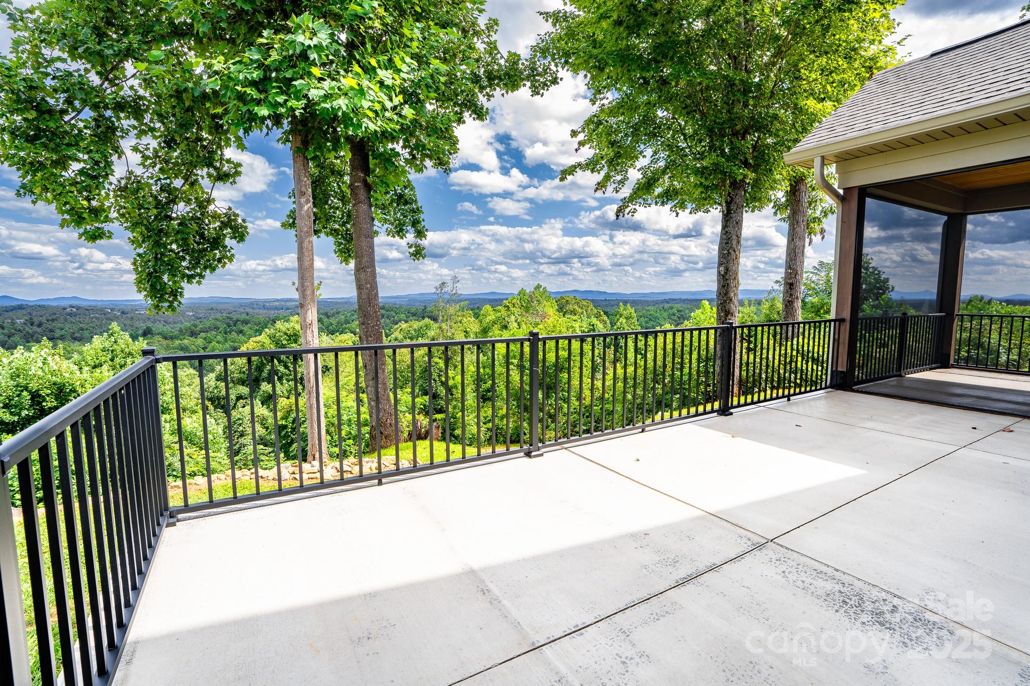 1387 River Club Ridge Property Photo 13