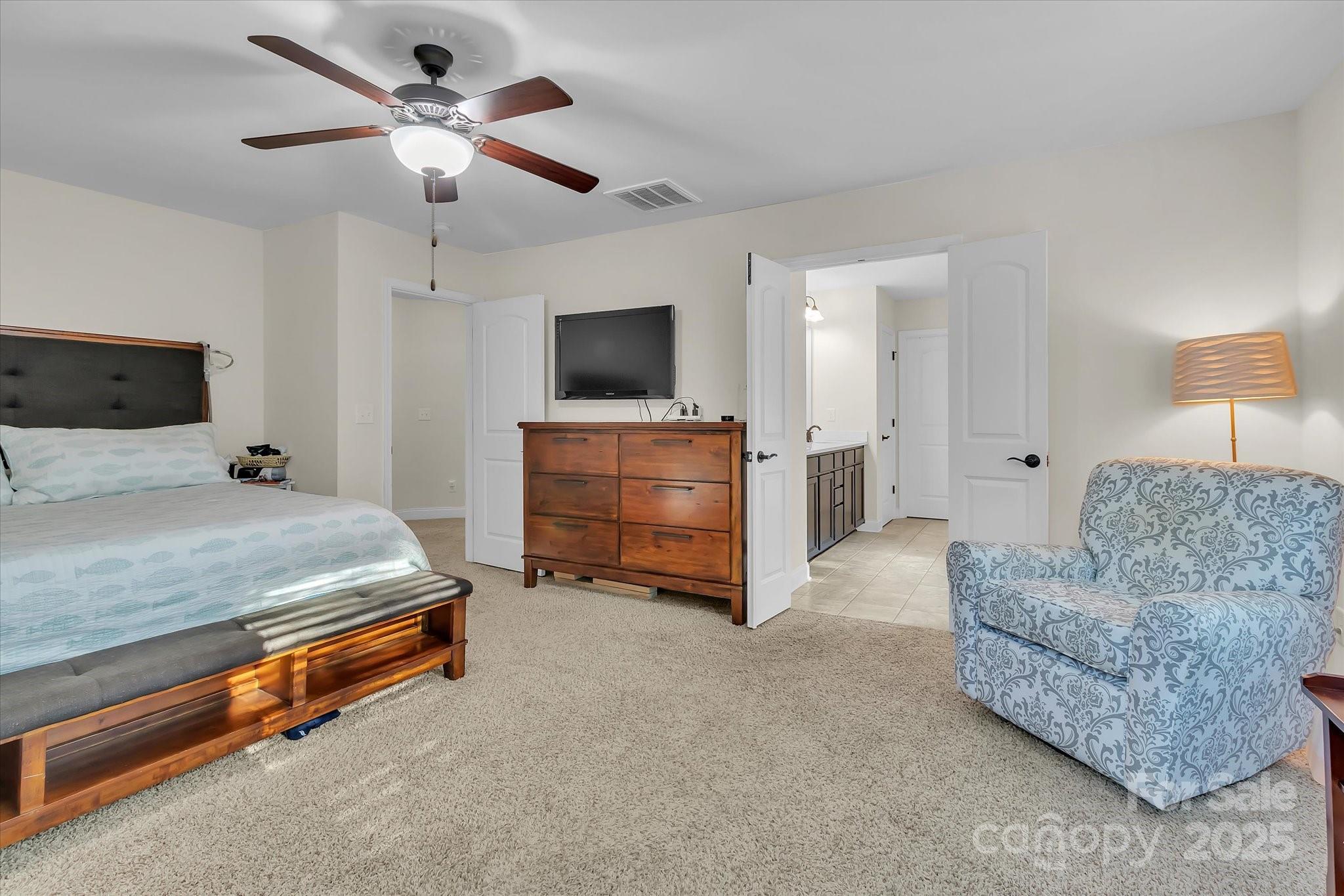 5267 Norway Lane Property Photo 23