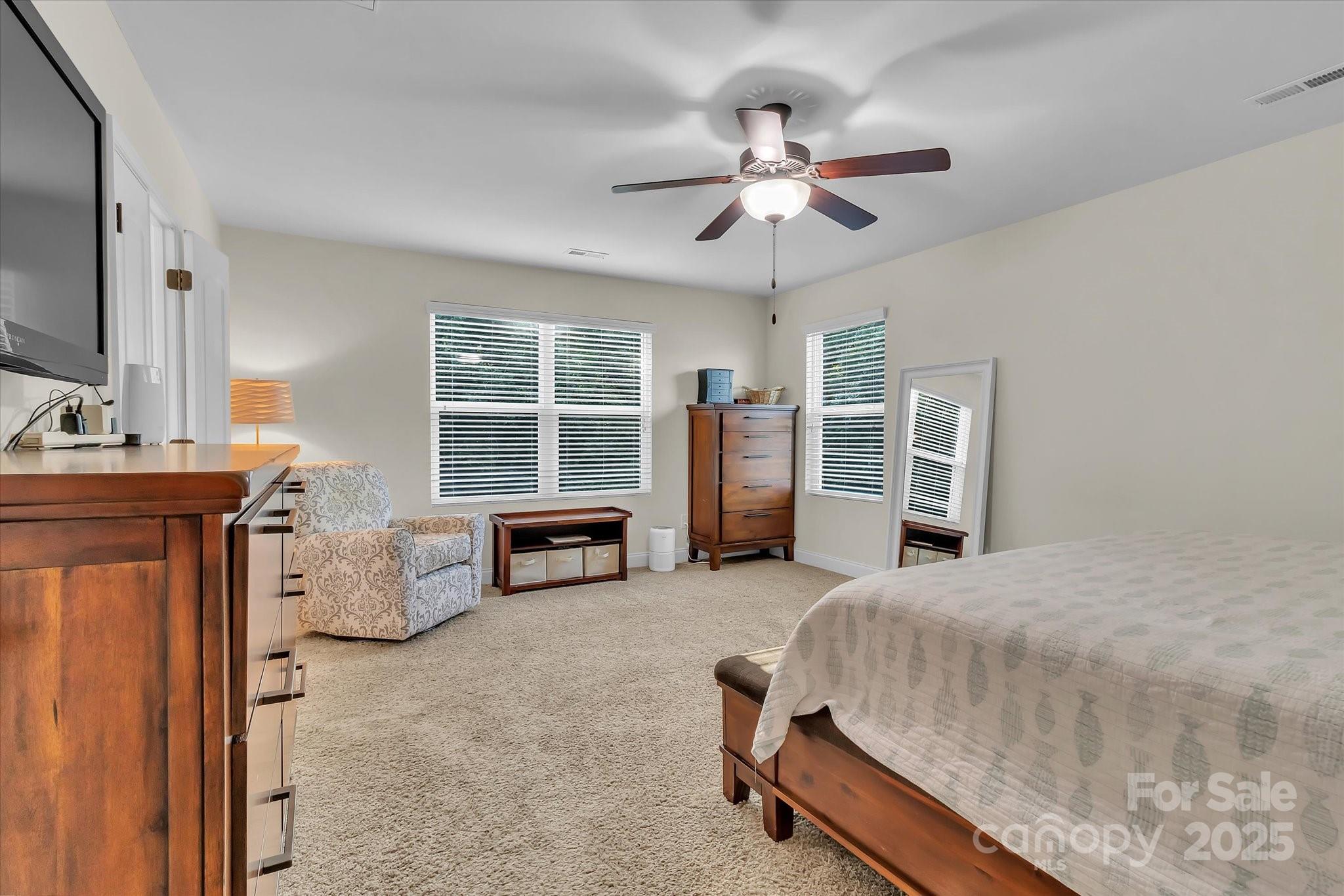 5267 Norway Lane Property Photo 24