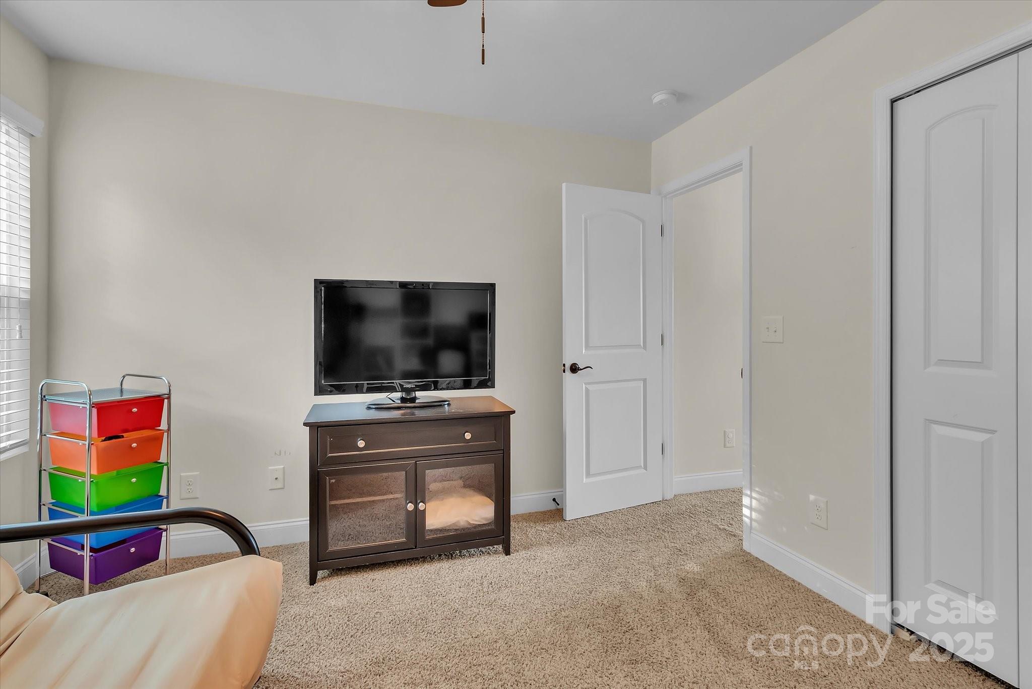 5267 Norway Lane Property Photo 33