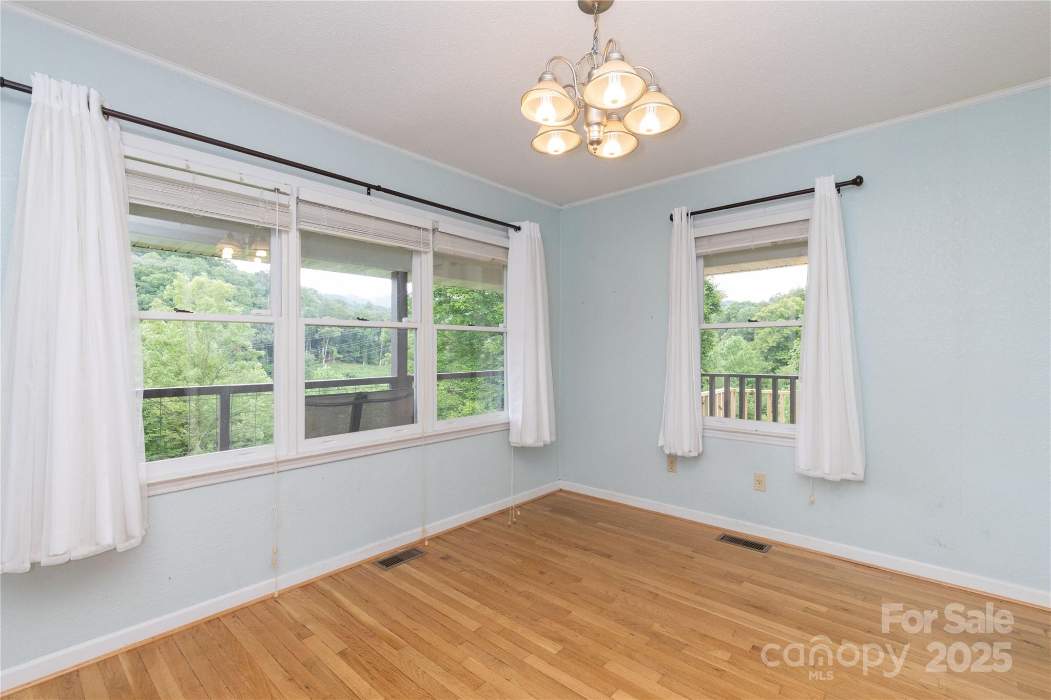 175 Williams Way Property Photo 8