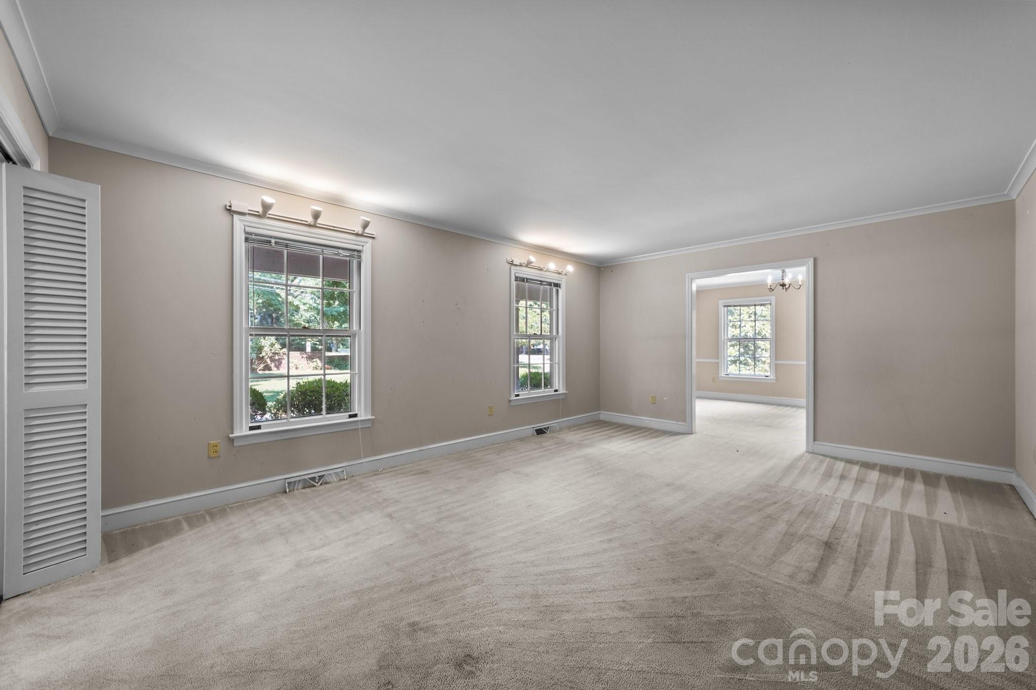 866 Concord Road Property Photo 9
