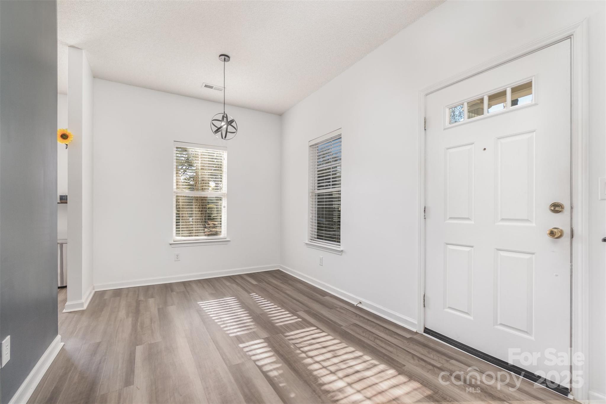 12229 Savannah Garden Drive Property Photo 5