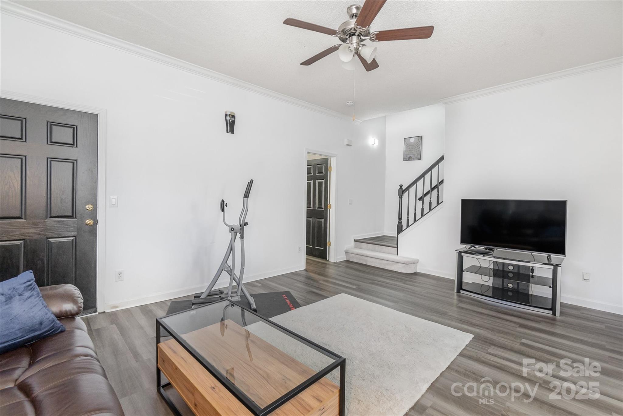 12229 Savannah Garden Drive Property Photo 8
