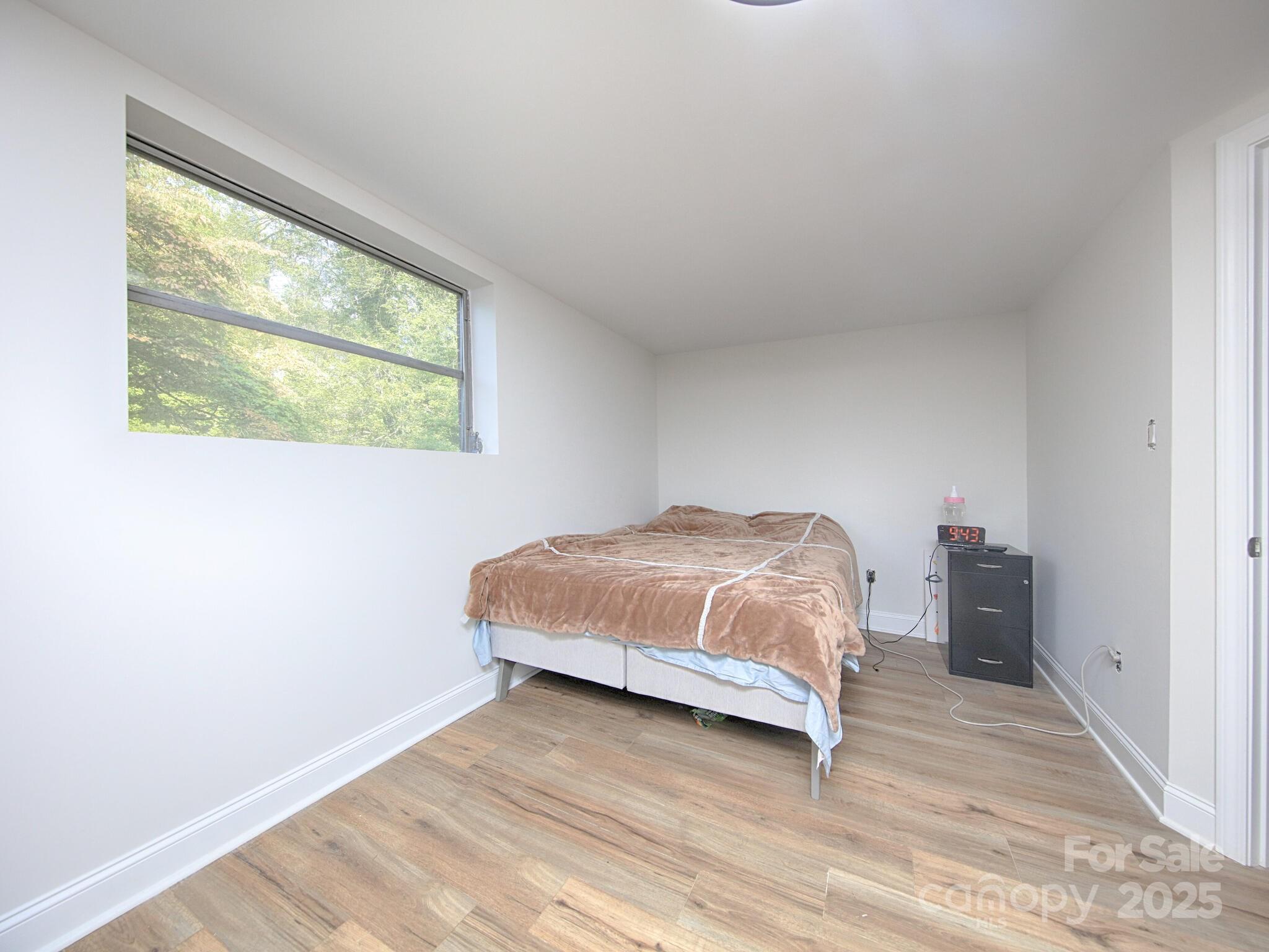 3119 Hickory Highway Property Photo 9