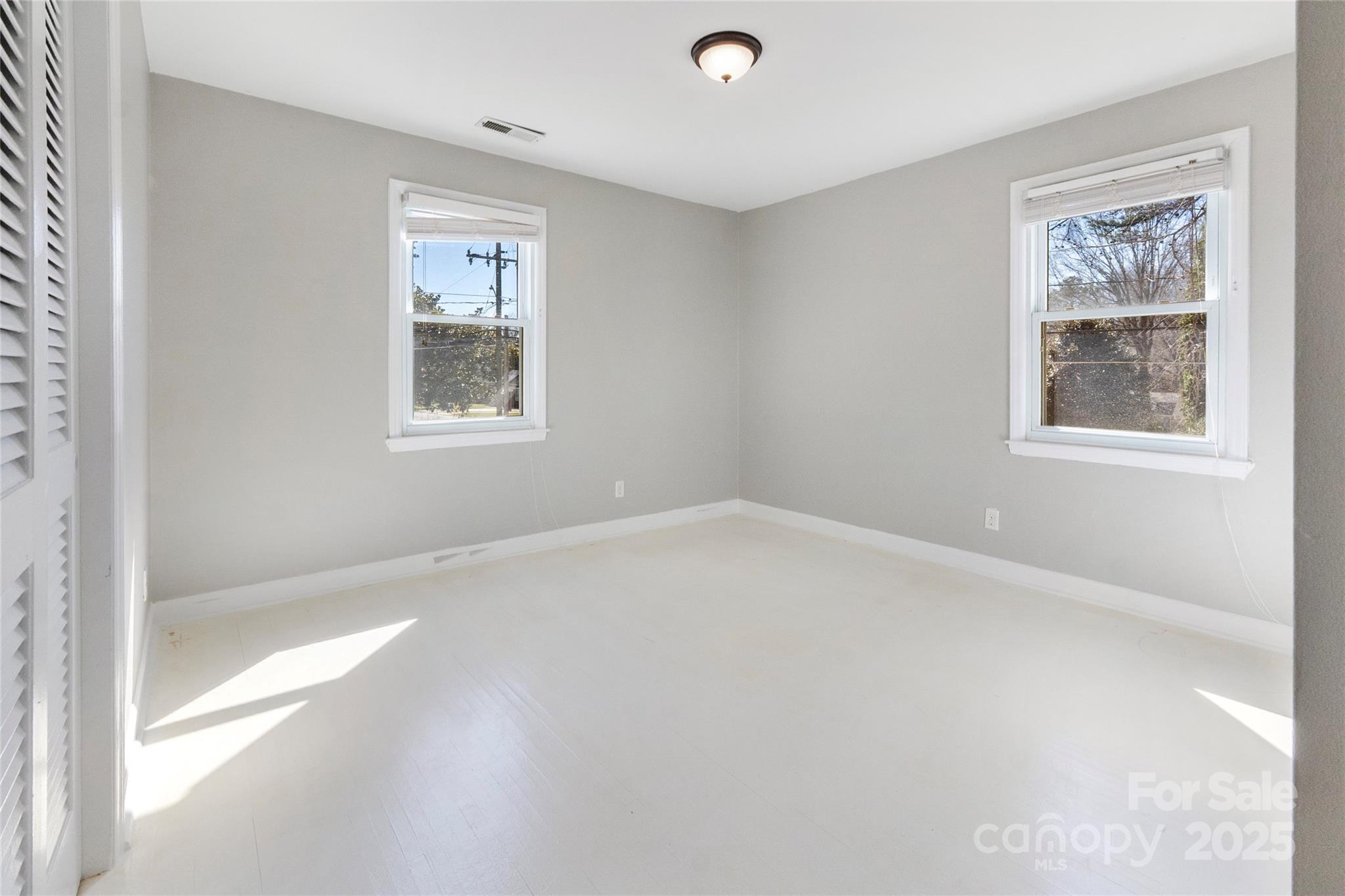 1628 Shannonhouse Drive Property Photo 19