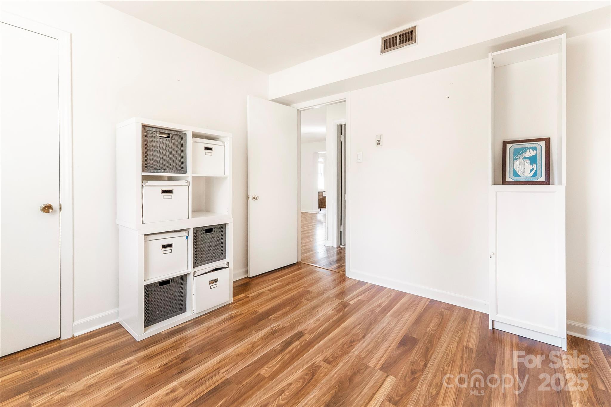 1628 Shannonhouse Drive Property Photo 21