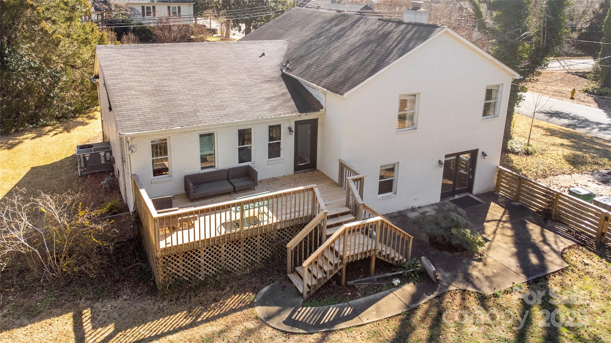1628 Shannonhouse Drive Property Photo 34